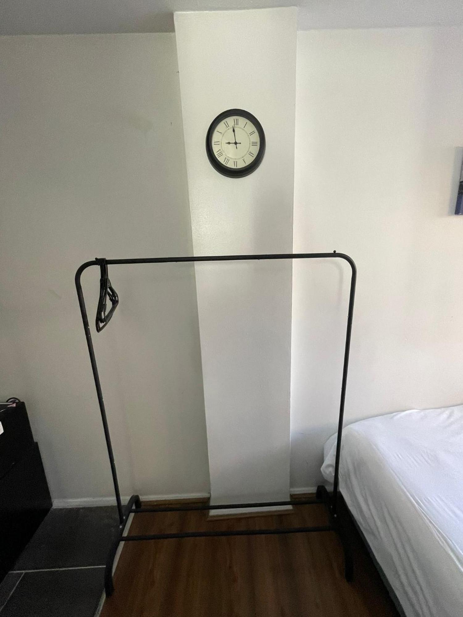 Fantastic Studio, Private Bathroom And Mini Kitchen. Thamesmead  Экстерьер фото